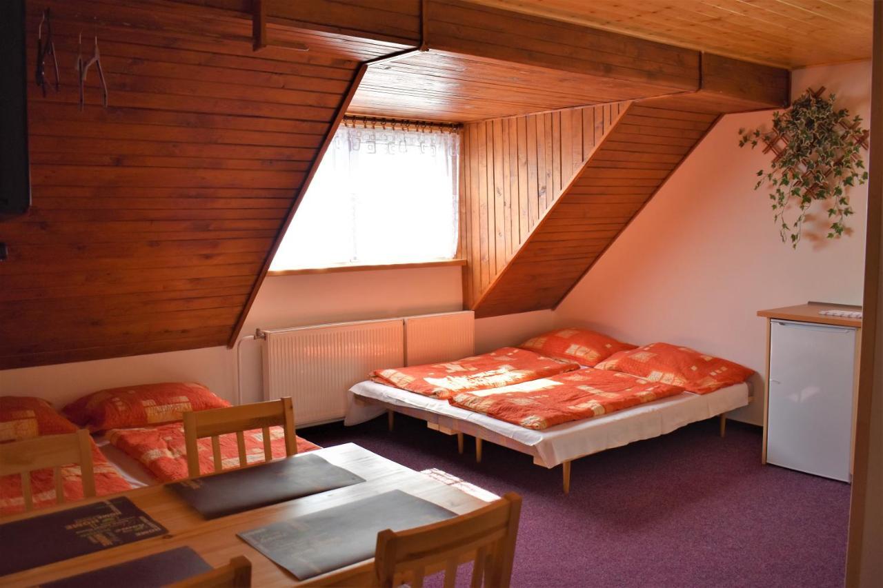 Pension Ivanka Jestrabi V Krkonosich ภายนอก รูปภาพ